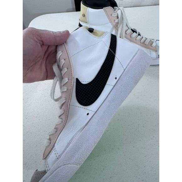 "NIKE" Blazer High tops, Girls, Game On,Team Up, Sneakers Size 10, Activewear - Picture 5 of 16